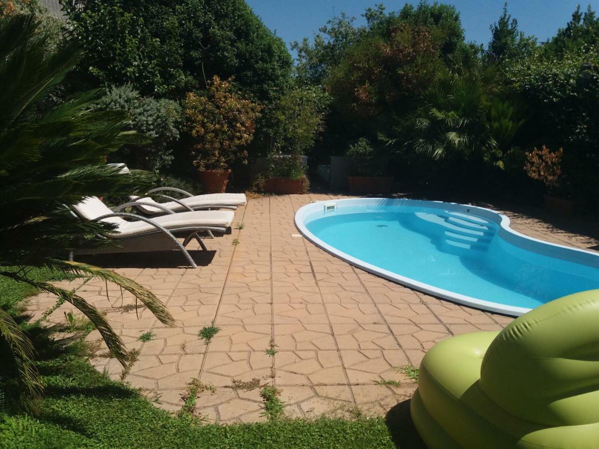 L'Affittacamere Nel Parco "Appia Antica" - Piscina A Uso Ospiti Рим Екстер'єр фото